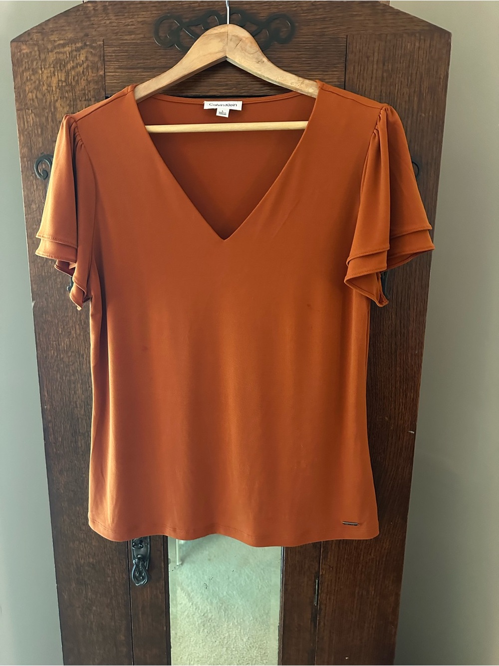 Calvin Klein Rust Orange V-Neck Flutter Sleeve Blouse